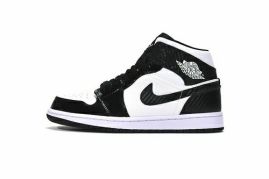 Picture of Air Jordan 1 Mid _SKUfc4202860fc